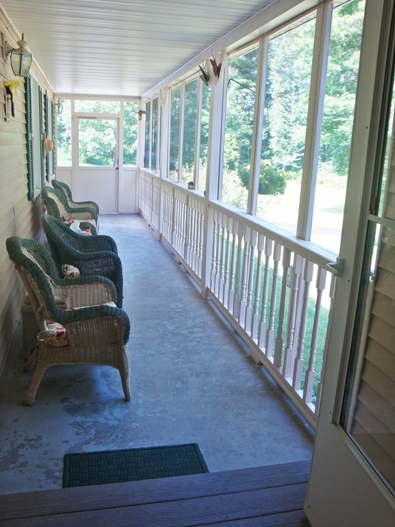 86 Stone School Road Sutton, MA 01590 - Photo 6 of 30