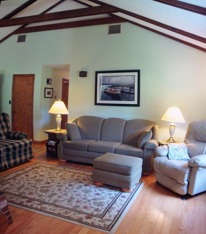86 Stone School Road Sutton, MA 01590 - Photo 8 of 30