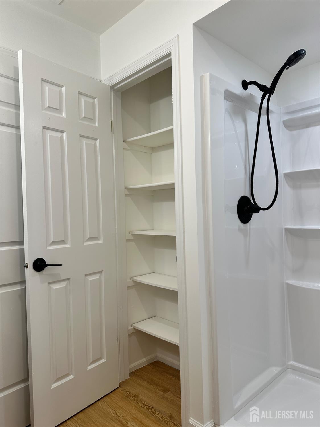 299 Alpine Way, Unit C Woodbridge, NJ 07095 - Photo 8 of 18
