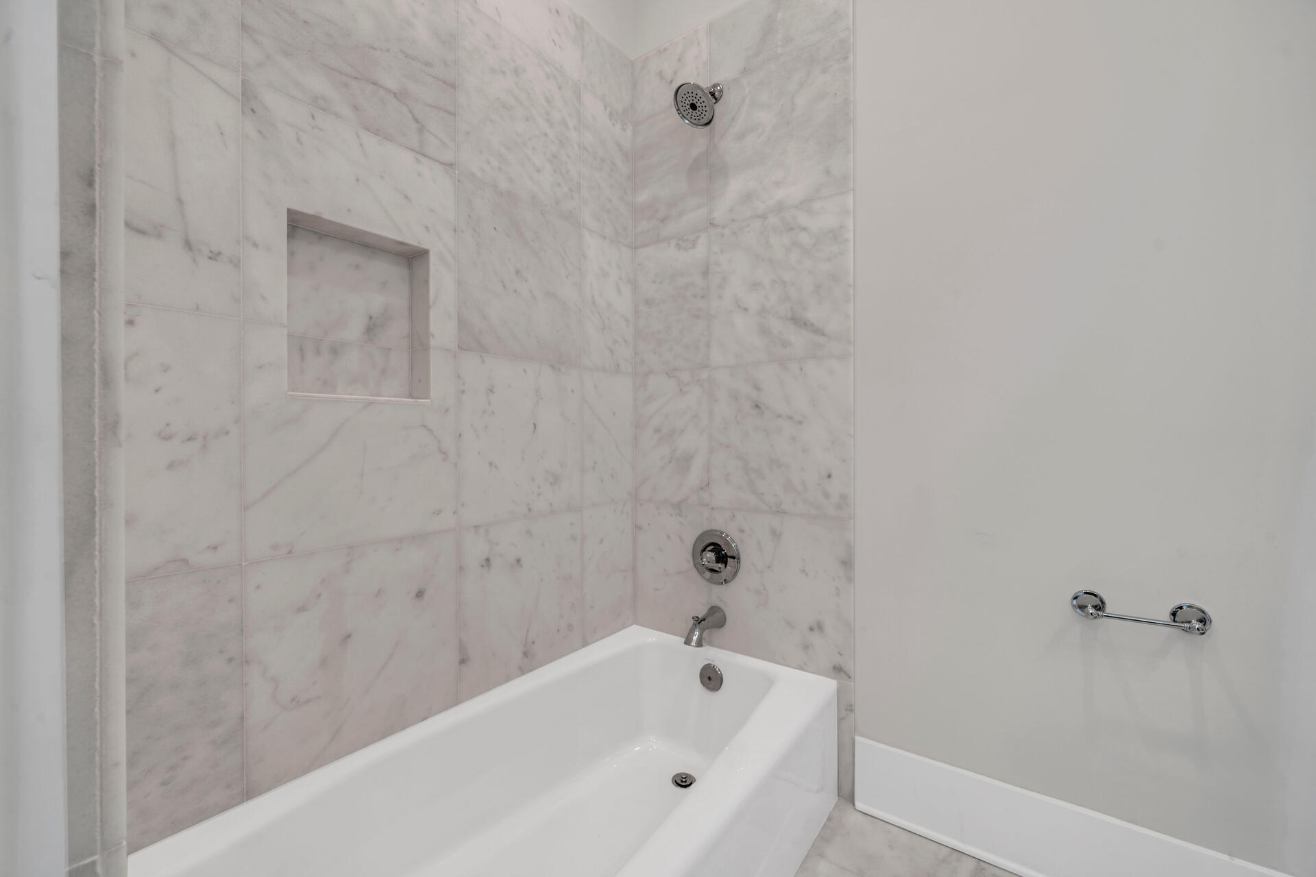 302 Cabana Trail Santa Rosa Beach, FL 32459 - Photo 45 of 70 Ensuite, no door on tub