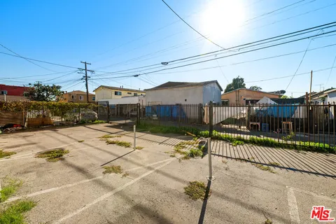 $1,395,000 | 732 West 76th Street, Los Angeles, CA 90003