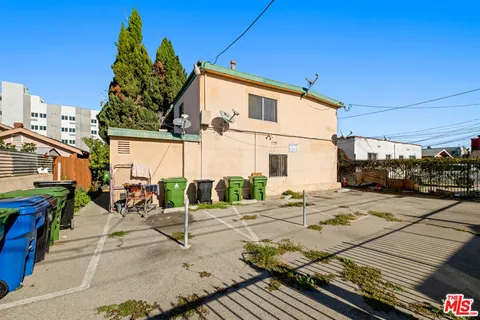 $1,395,000 | 732 West 76th Street, Los Angeles, CA 90003