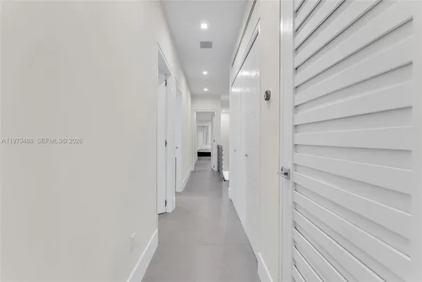 $8,000 | 3055 Carter Street, Unit 3055, Miami, FL 33133