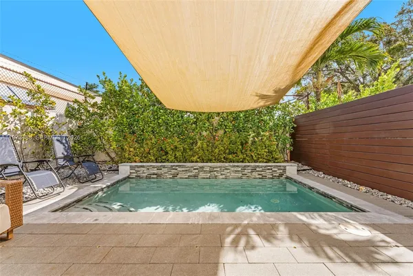 $8,000 | 3055 Carter Street, Unit 3055, Miami, FL 33133