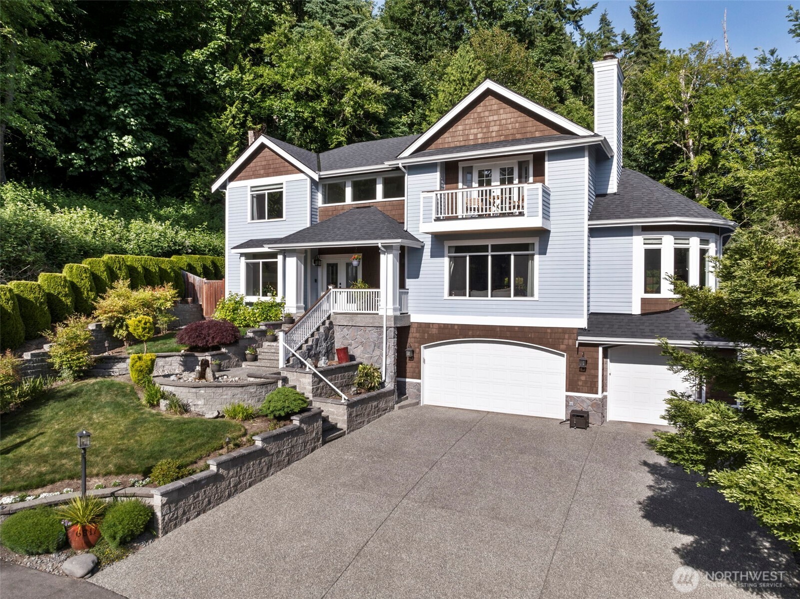 6817 Picnic Point Road Edmonds, WA 98026 - Photo 1 of 40 Gallery Image 1