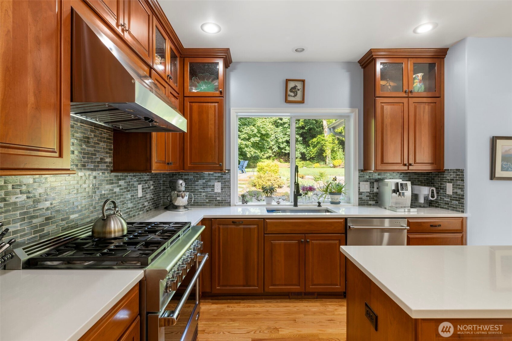6817 Picnic Point Road Edmonds, WA 98026 - Photo 21 of 40 Gallery Image 21