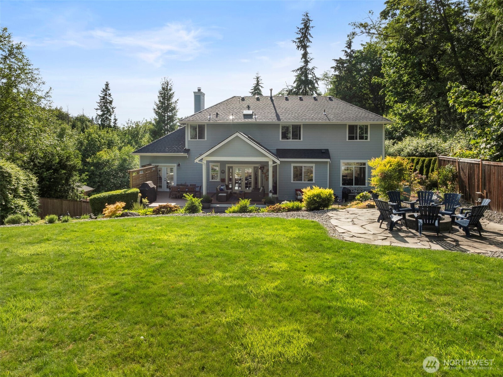 6817 Picnic Point Road Edmonds, WA 98026 - Photo 9 of 40 Gallery Image 9