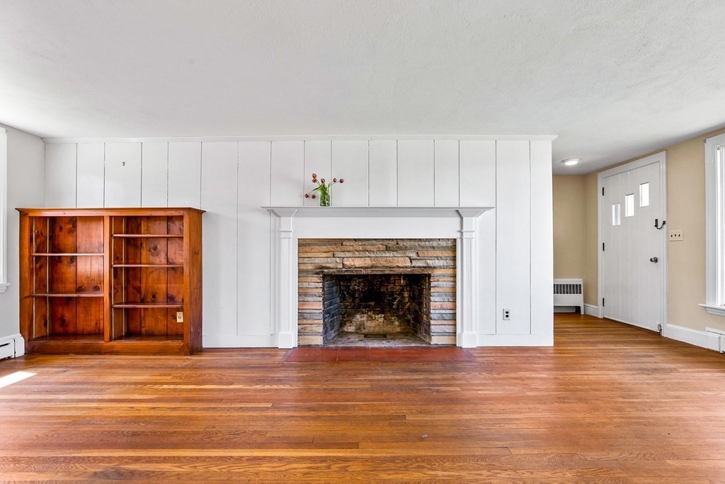 317 Gannett Road Scituate, MA 02066 - Photo 12 of 34 Gallery Image 12