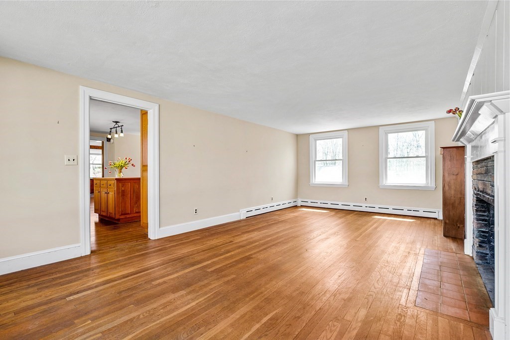 317 Gannett Road Scituate, MA 02066 - Photo 16 of 34 Gallery Image 16