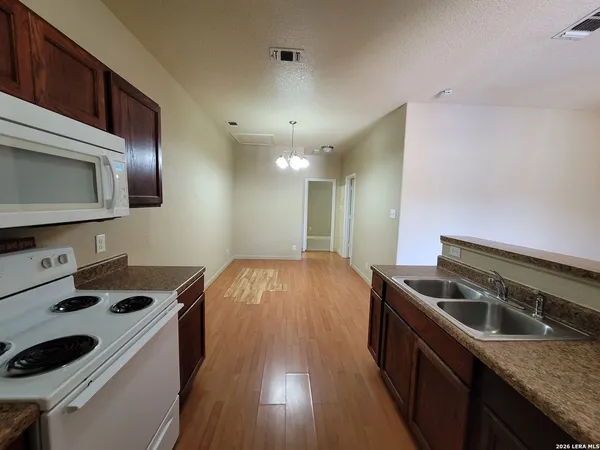 $1,075 | 10911 Baltic Drive, Unit 202, San Antonio, TX 78213