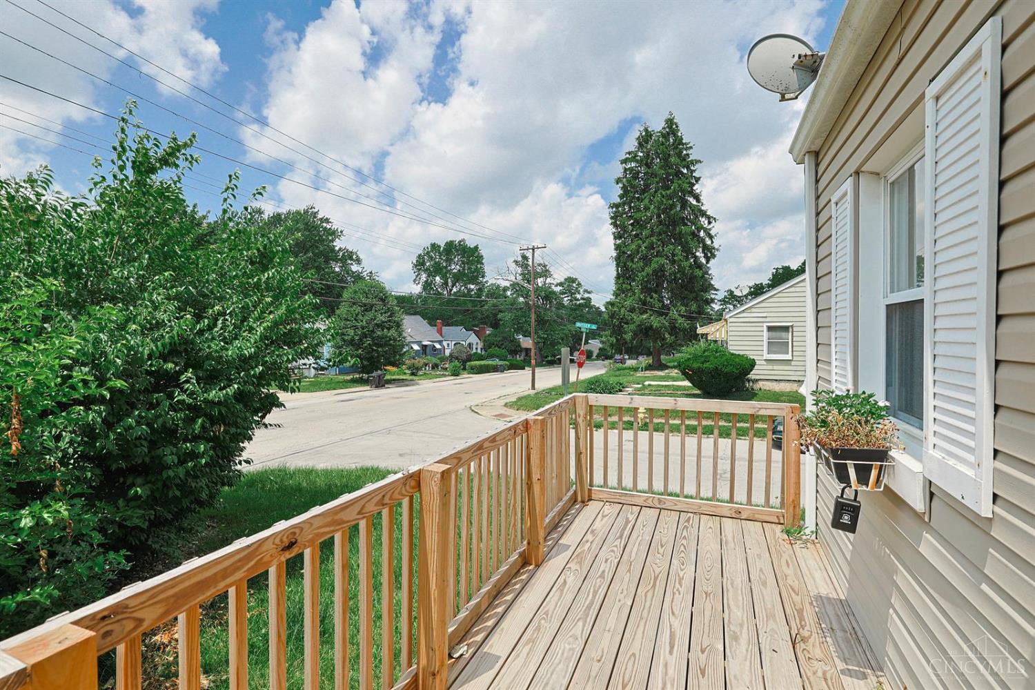 5754 Argus Road Cincinnati, OH 45224 - Photo 18 of 27