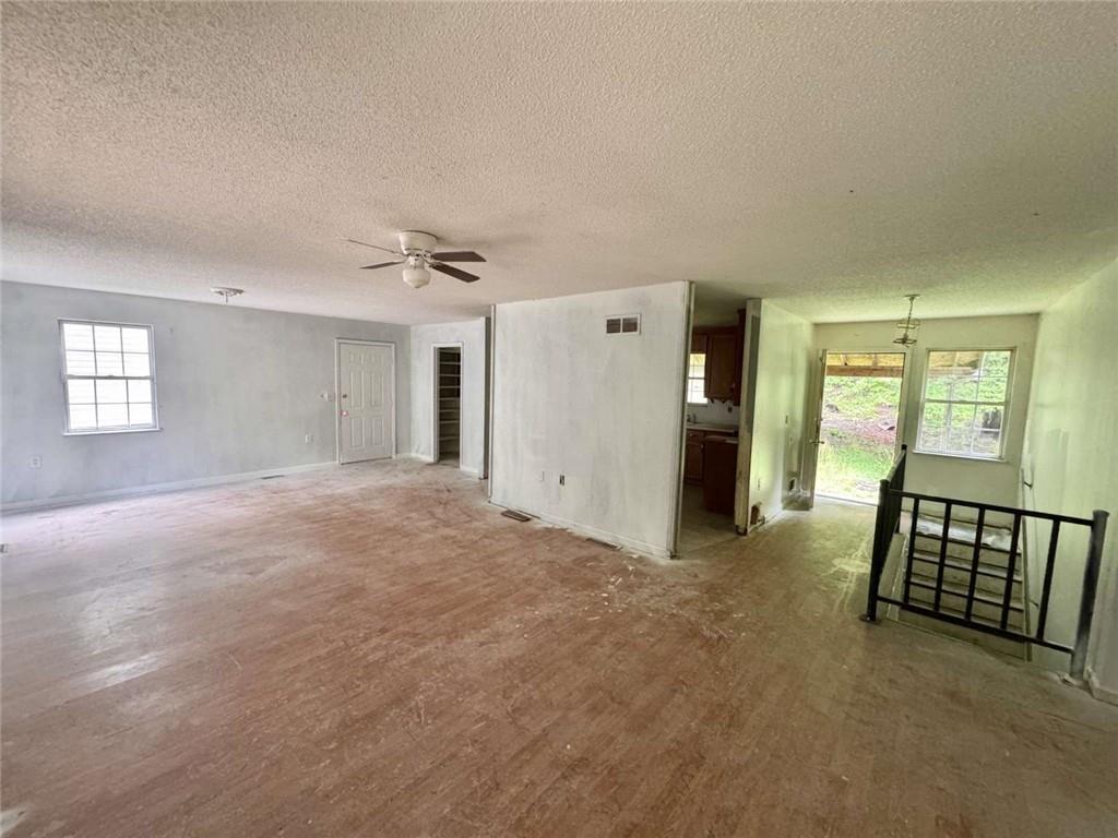 187 Refuge Valley Road Jasper, GA 30143 - Photo 3 of 12