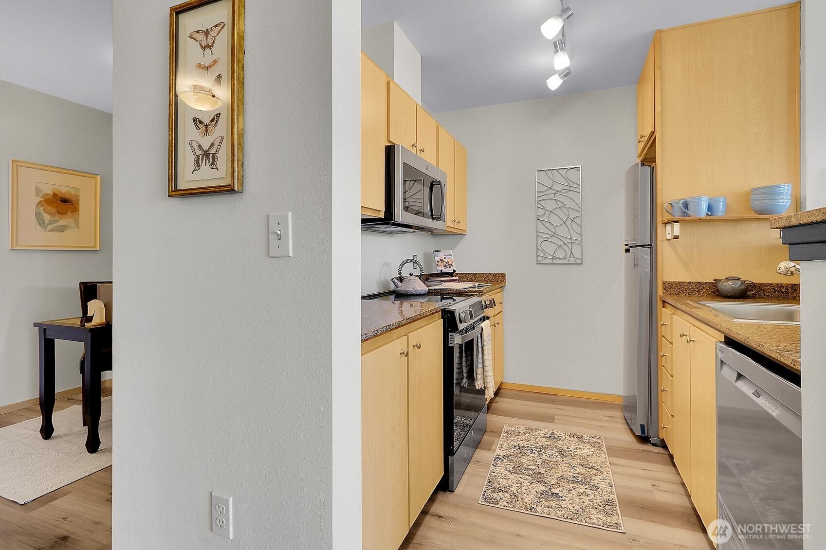 425 23rd Avenue South, Unit A113 Seattle, WA 98144 - Photo 10 of 22