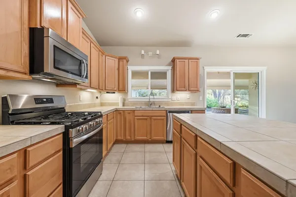 $499,000 | 4540 Cerro Lane, Redding, CA 96001