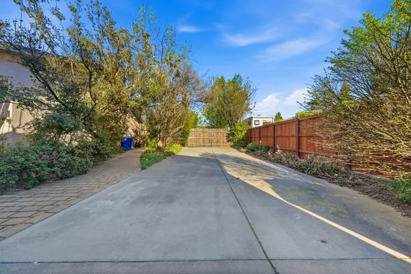 $499,000 | 4540 Cerro Lane, Redding, CA 96001