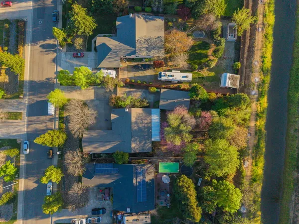 $499,000 | 4540 Cerro Lane, Redding, CA 96001