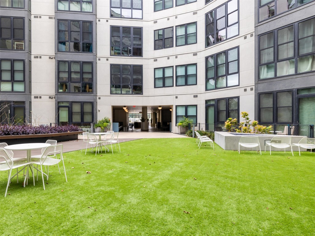 800 Embassy Drive, Unit 237 Austin, TX 78702 - Photo 29 of 35 community Space