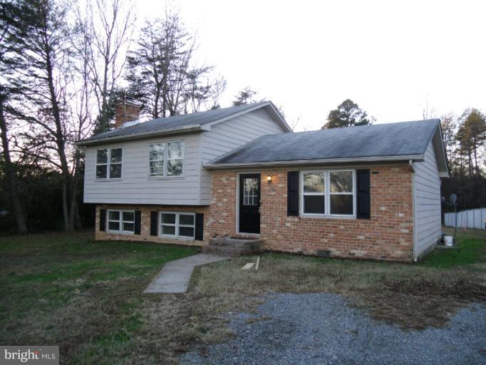 1922 Country Road Beaverdam, VA 23015 - Photo 1 of 16 Exterior (Front)