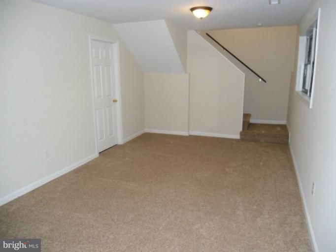 1922 Country Road Beaverdam, VA 23015 - Photo 12 of 16 Family Room