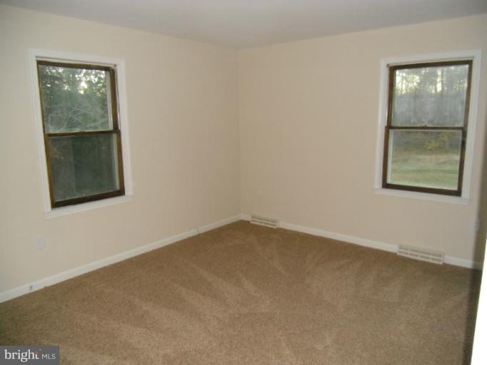 1922 Country Road Beaverdam, VA 23015 - Photo 10 of 16 Bedroom (Master)