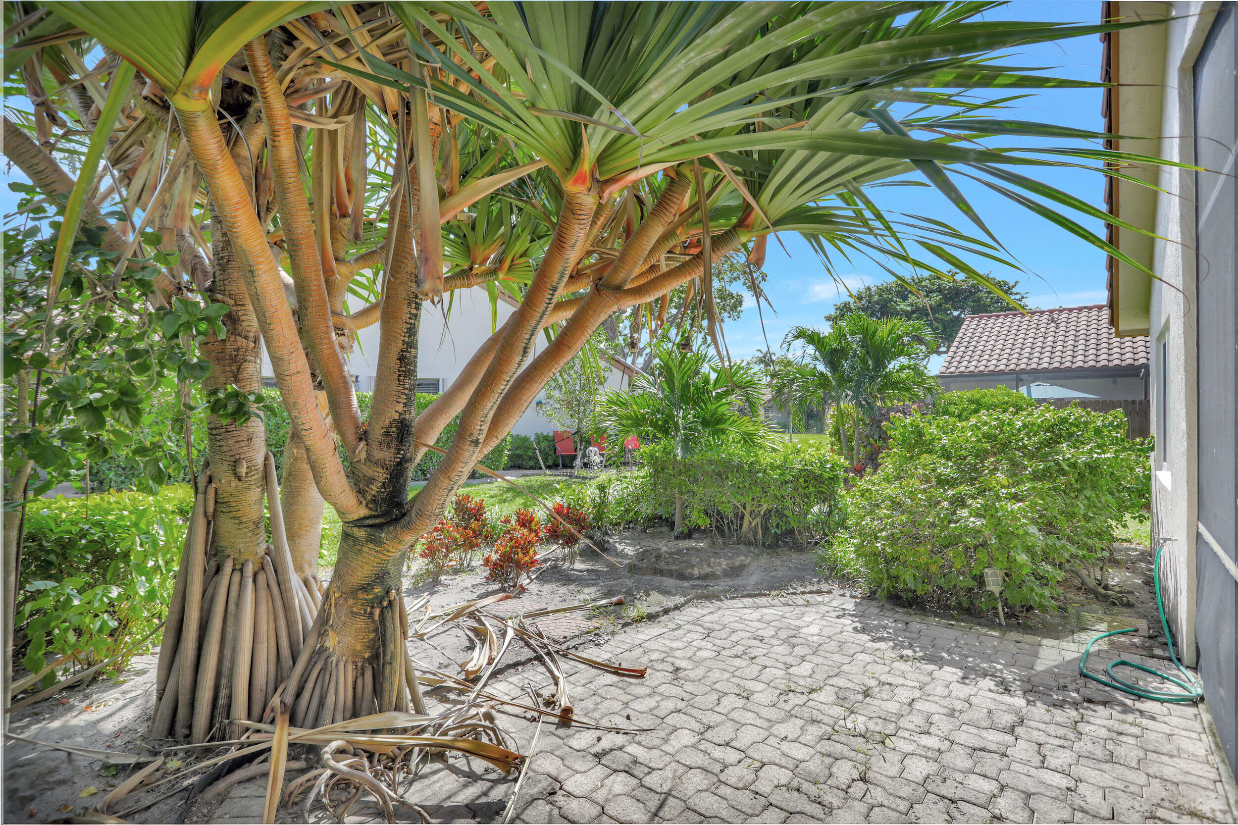 23271 Water Circle Boca Raton, FL 33486 - Photo 28 of 64 Back