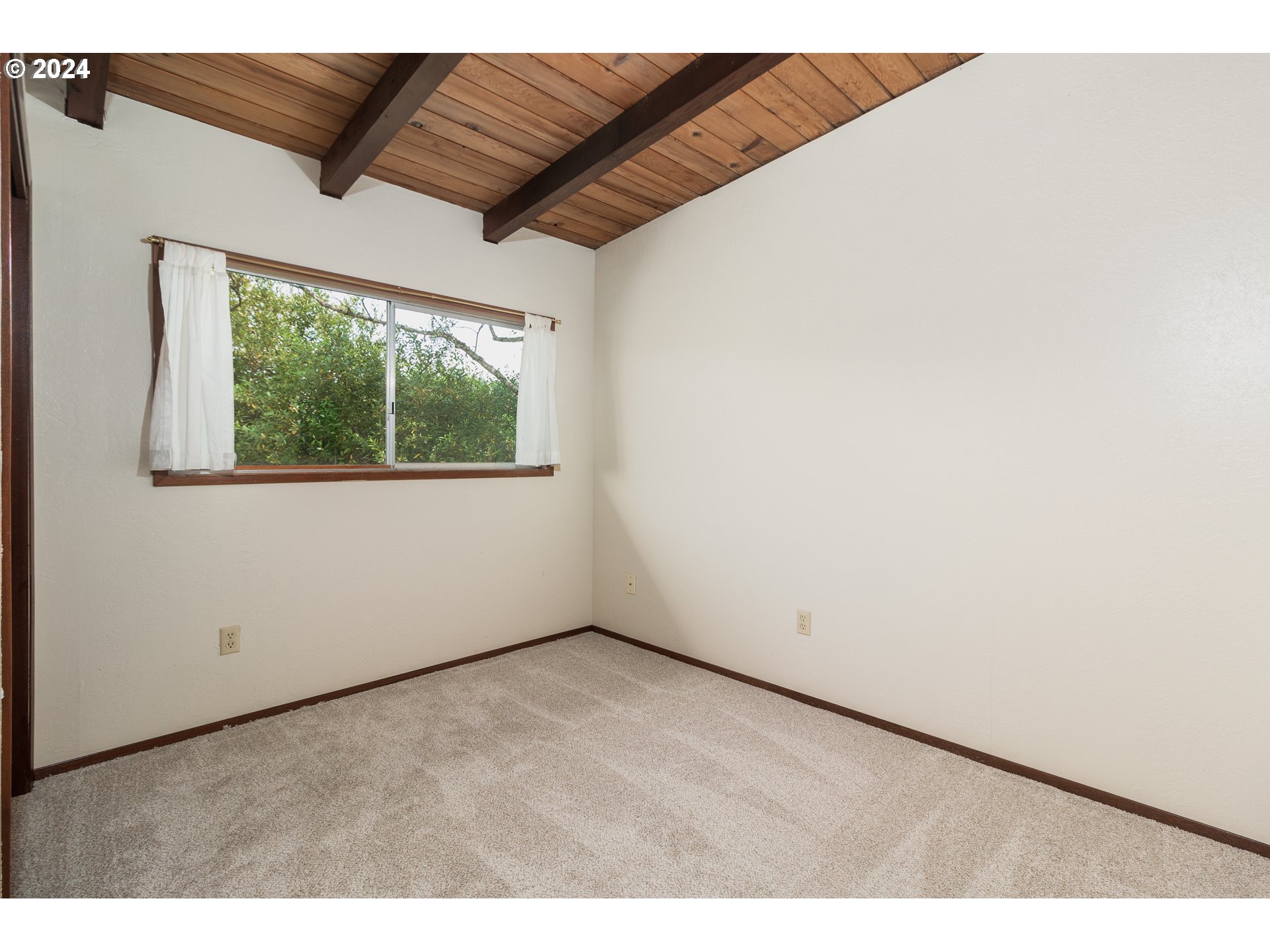 35405 Rueppell Avenue Pacific City, OR 97135 - Photo 10 of 22