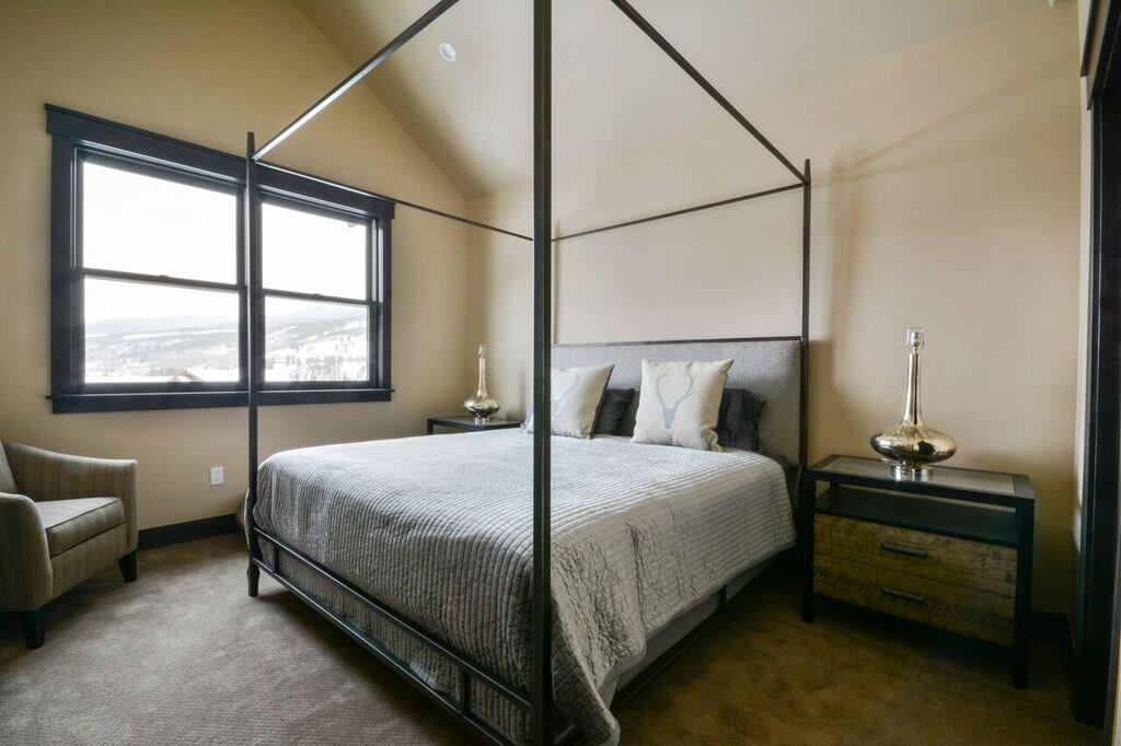 742 Independence Road, Unit 3B Keystone, CO 80435 - Photo 25 of 25 a bedroom with a bed and window