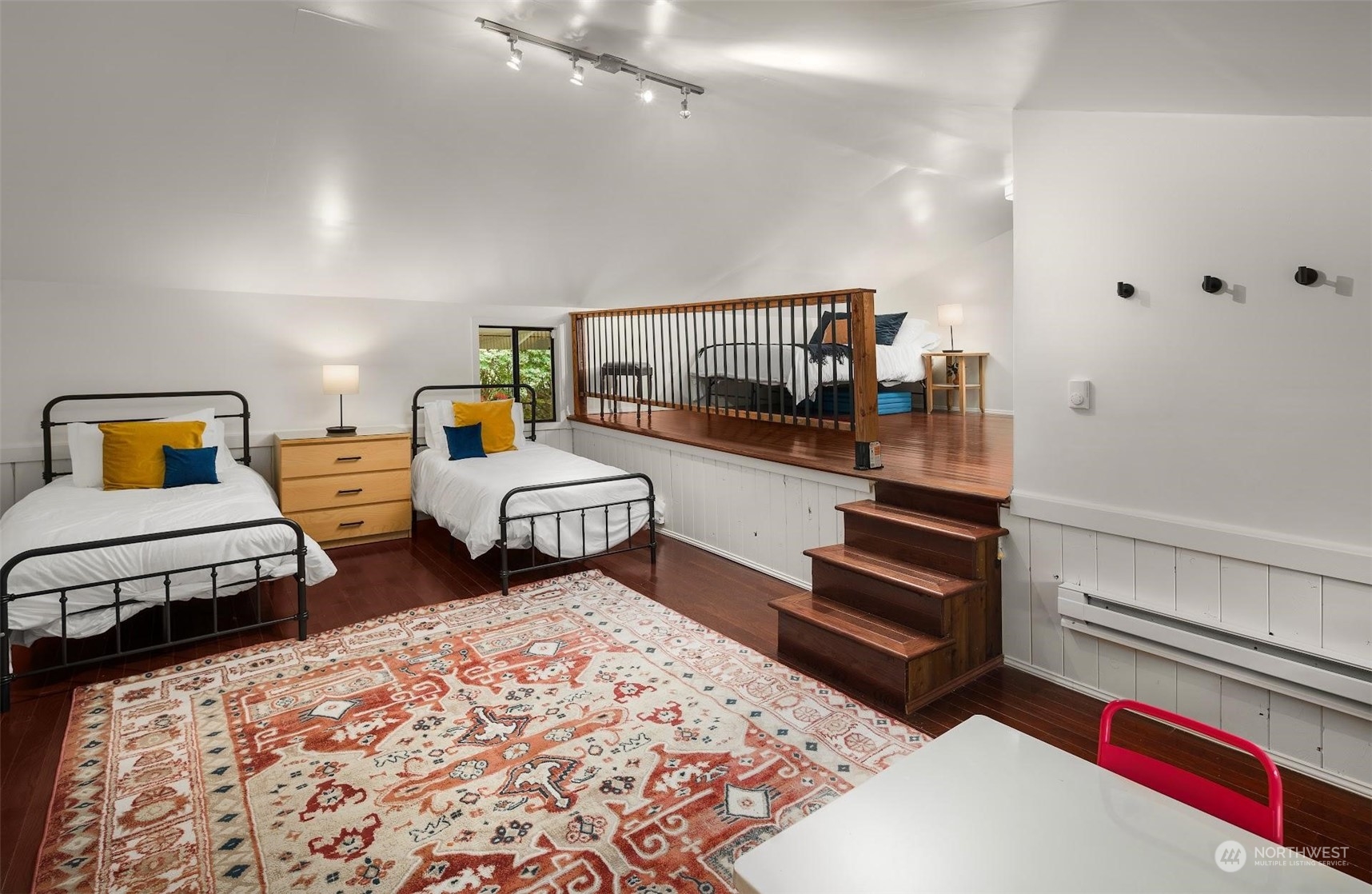 10113 Upper Preston Road Southeast Issaquah, WA 98027 - Photo 17 of 39 Gallery Image 17