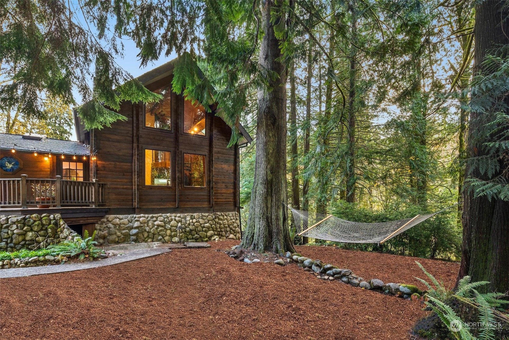 10113 Upper Preston Road Southeast Issaquah, WA 98027 - Photo 2 of 39 Gallery Image 2