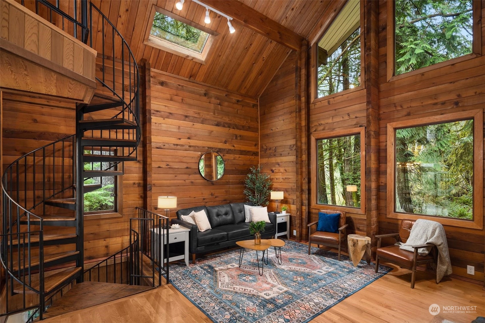 10113 Upper Preston Road Southeast Issaquah, WA 98027 - Photo 5 of 39 Gallery Image 5