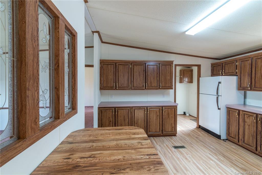 430 Lytle Cove Road Swannanoa, NC 28778 - Photo 8 of 20 Gallery Image 8