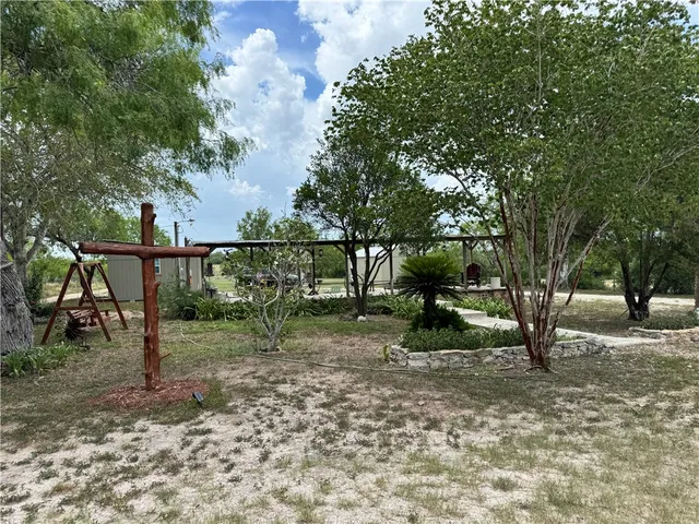 $139,000 | 1616 Middle Road, George West, TX 78022