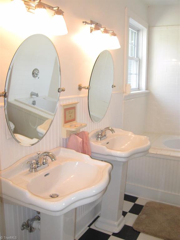 188 Rierson Road Madison, NC 27025 - Photo 29 of 30 Gallery Image 29