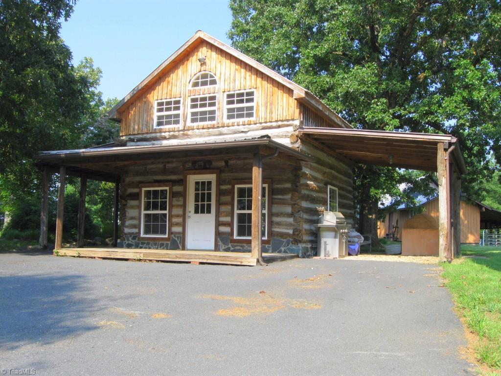 188 Rierson Road Madison, NC 27025 - Photo 7 of 30 Gallery Image 7