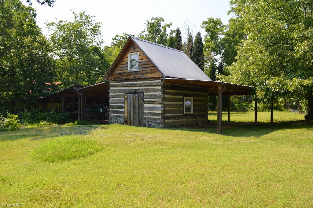 188 Rierson Road Madison, NC 27025 - Photo 9 of 30 Gallery Image 9