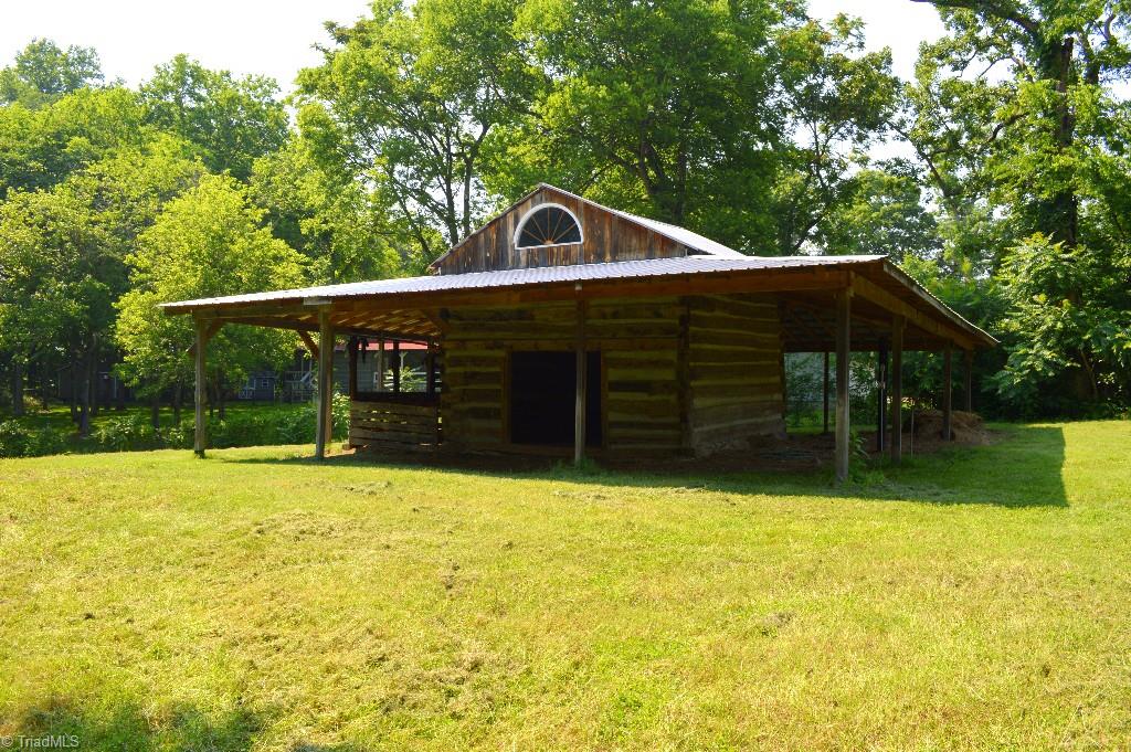 188 Rierson Road Madison, NC 27025 - Photo 10 of 30 Gallery Image 10