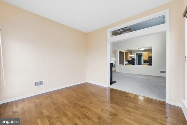 wooden floor in a empty room