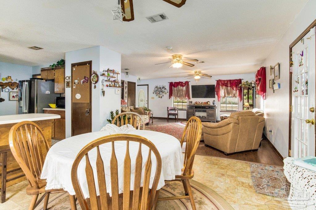 6665 Chestnut Road Molino, FL 32577 - Photo 8 of 41 Gallery Image 8