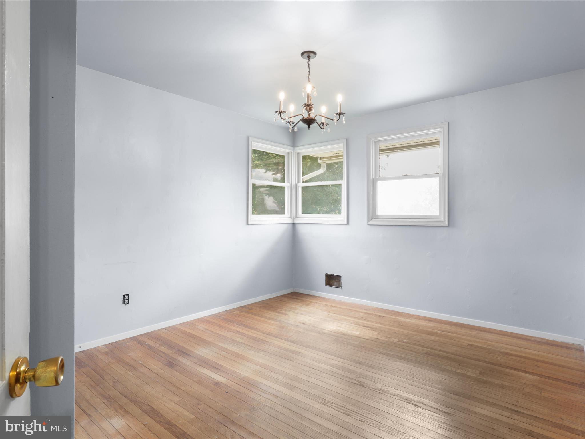 3025 Graham Road Falls Church, VA 22042 - Photo 11 of 31 2nd Bedroom on main level
