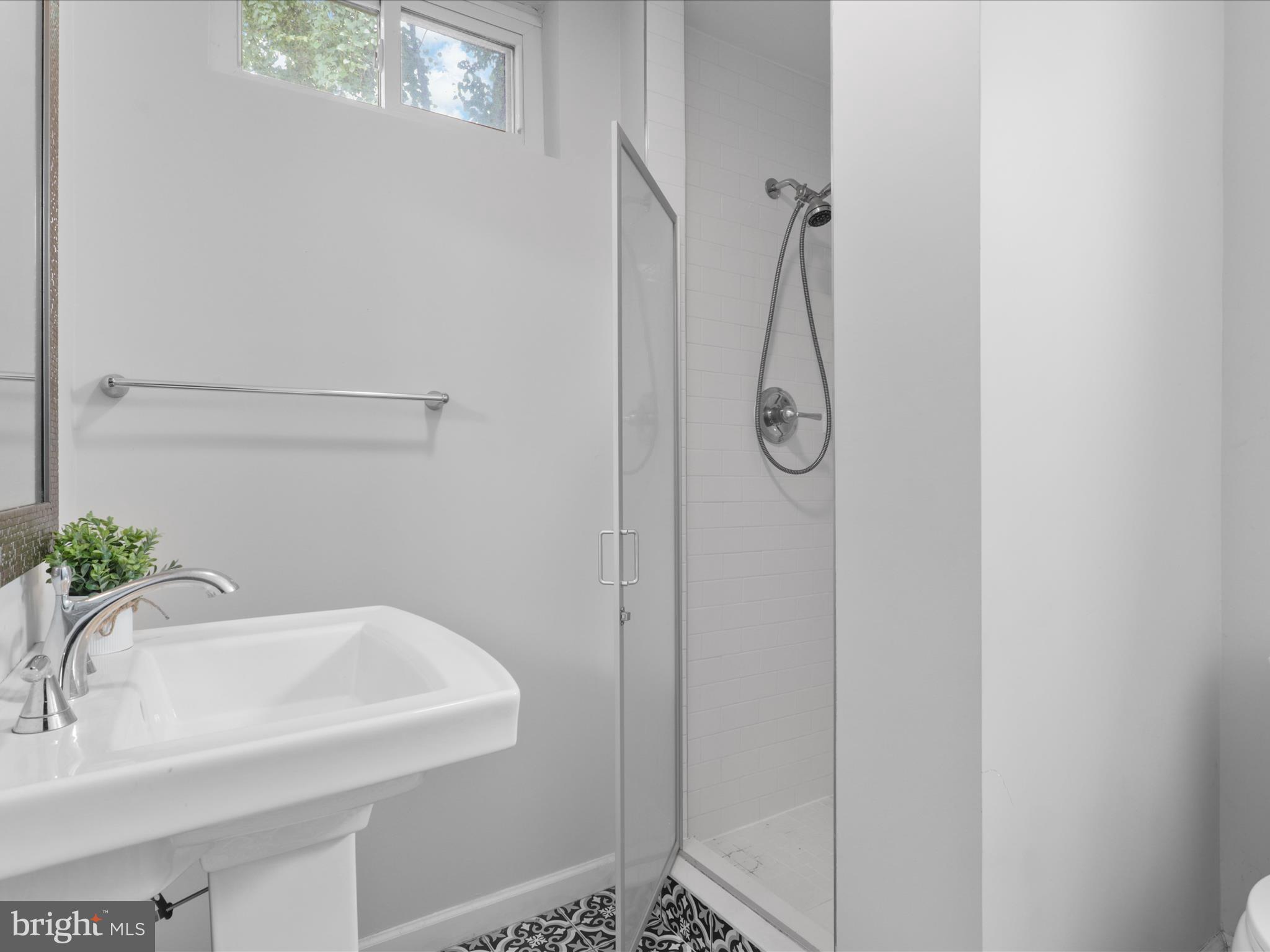 3025 Graham Road Falls Church, VA 22042 - Photo 20 of 31 Lower level full bath room