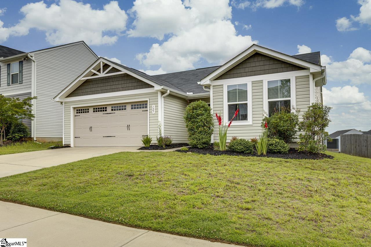 127 Ralston Road Greer, SC 29651 - Photo 2 of 19