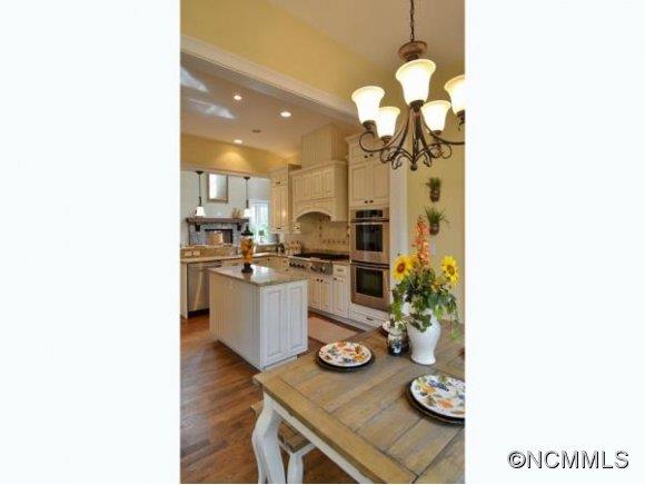 284 Racquet Club Road Asheville, NC 28803 - Photo 9 of 23 Gallery Image 9