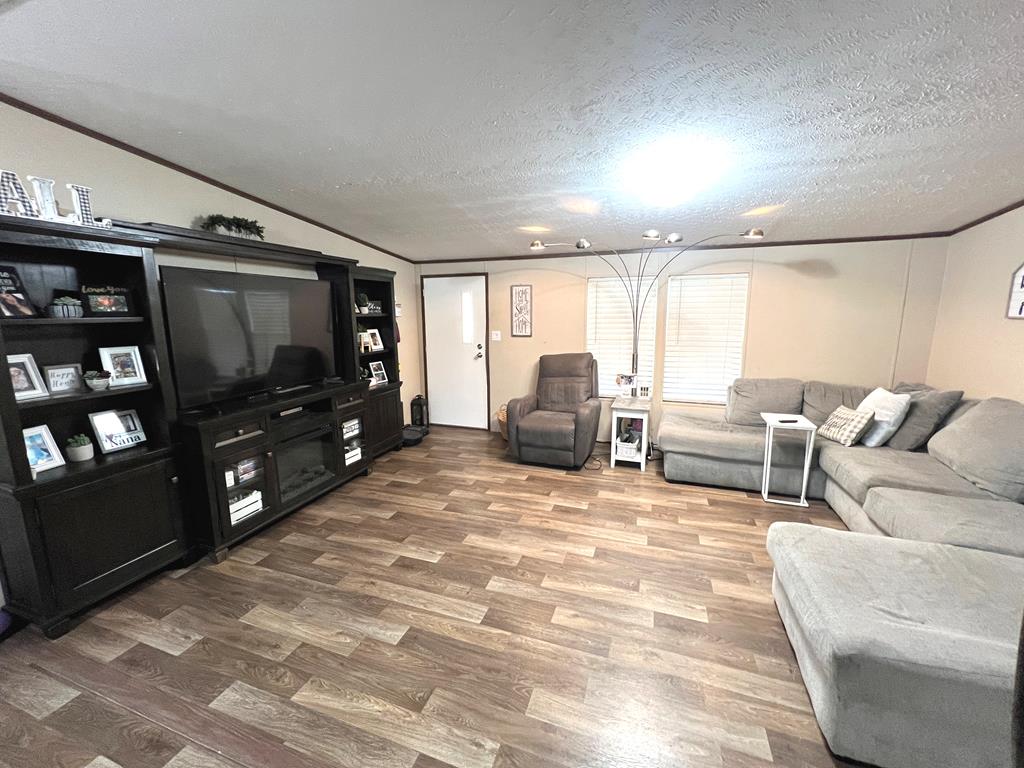 138 3rd Street Harper, TX 78631 - Photo 6 of 32