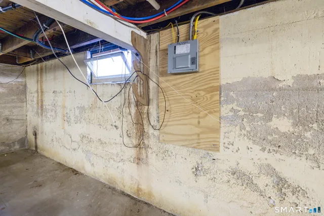 $425,000 | 133 Providence Street, Taftville, CT 06380