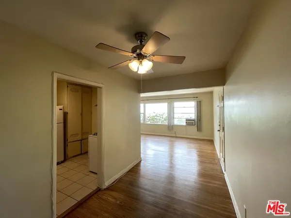 $2,095 | 14940 Dickens Street, Unit 1, Sherman Oaks, CA 91403