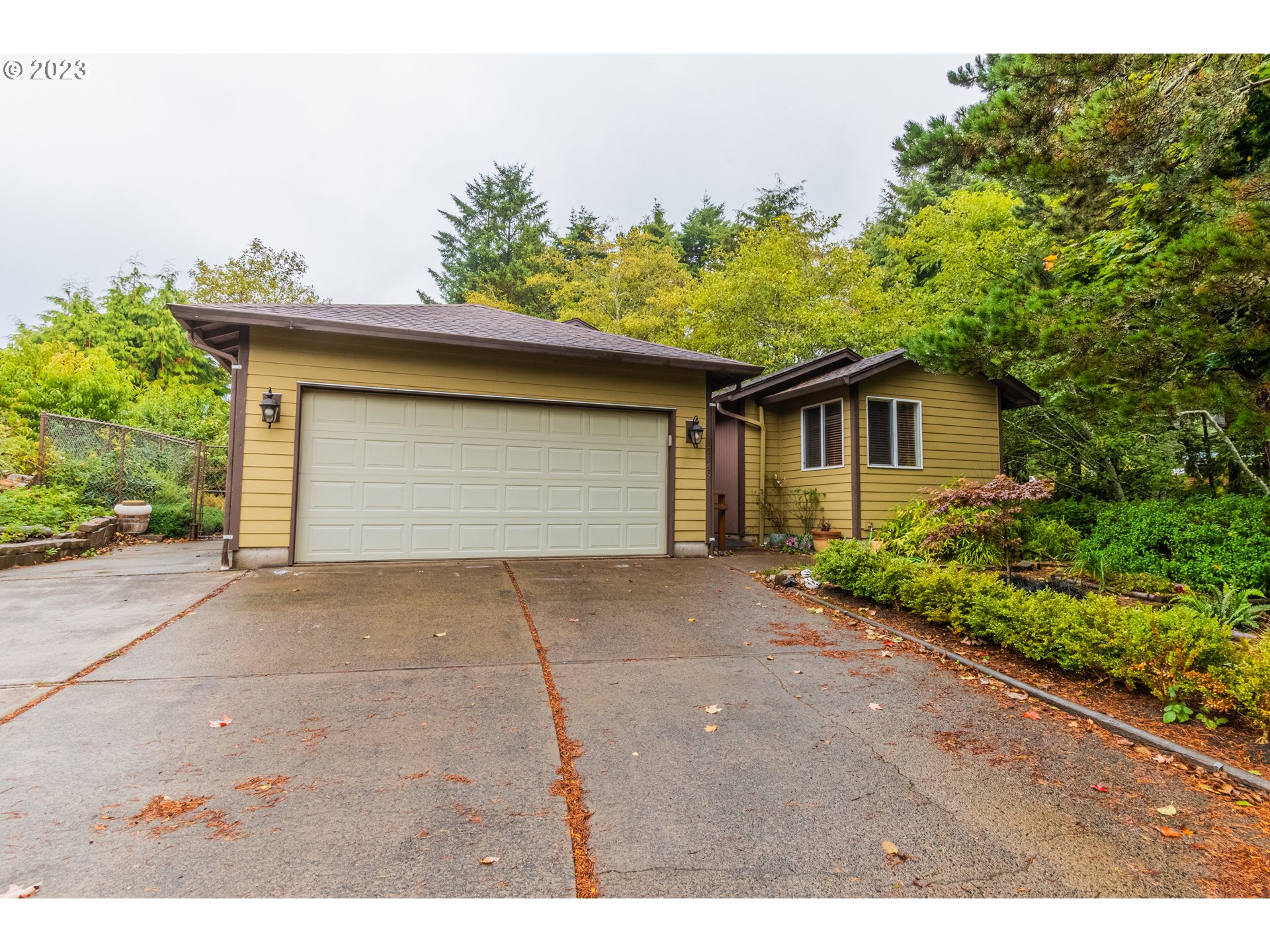 1149 Southeast Spy Glass Rdg Dr