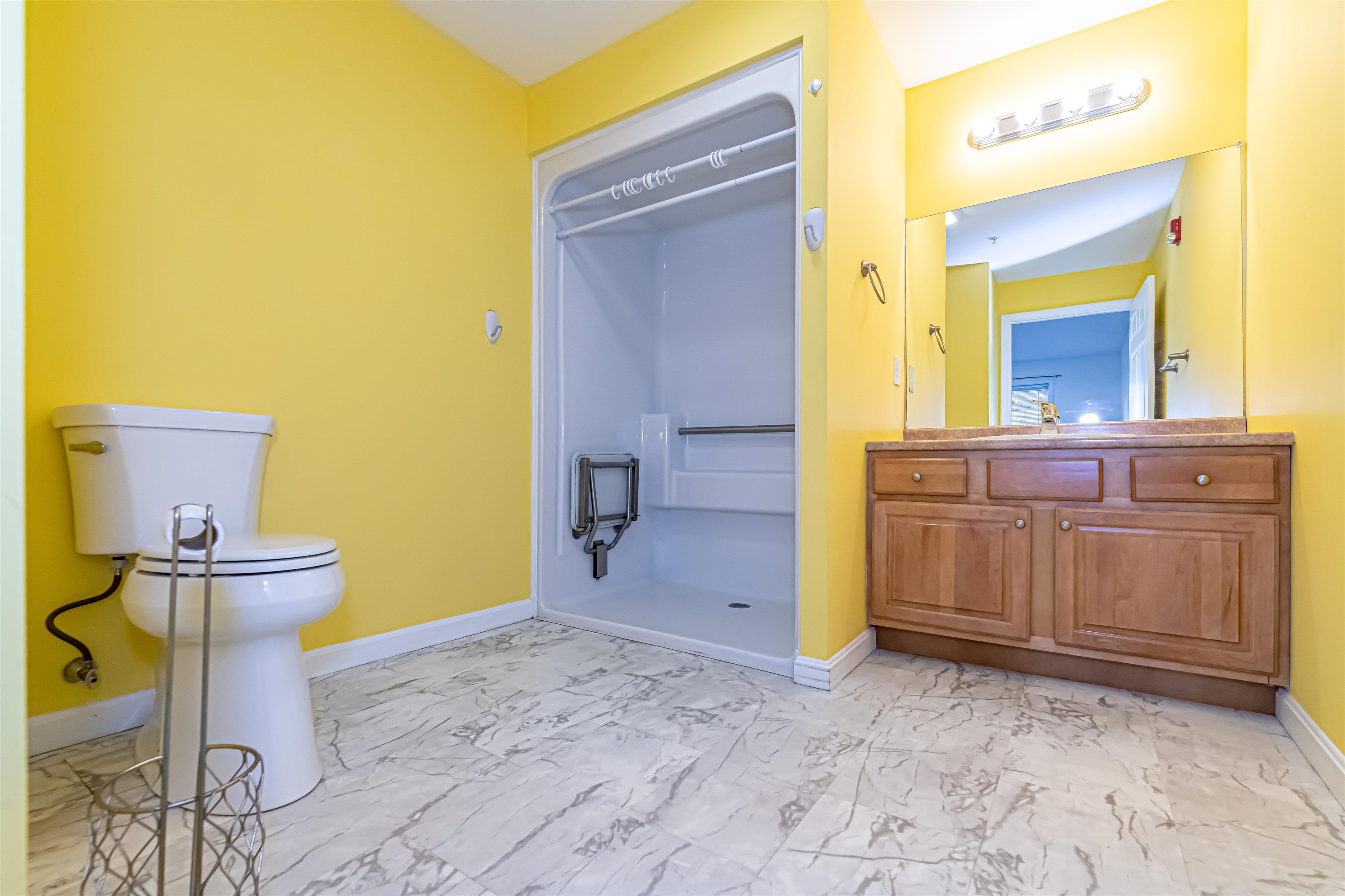 65 Fordway Extension Derry, NH 03038 - Photo 5 of 7