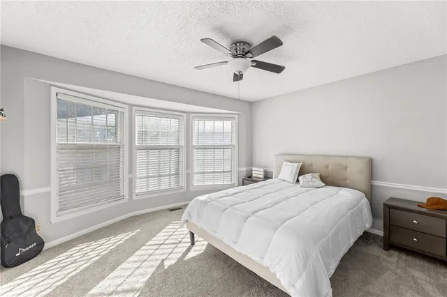 $549,000 | 13716 West 75th Terrace, Lenexa, KS 66216