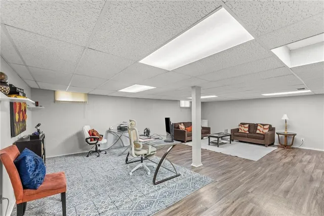 $549,000 | 13716 West 75th Terrace, Lenexa, KS 66216