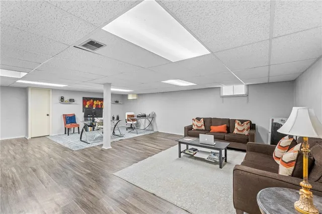 $549,000 | 13716 West 75th Terrace, Lenexa, KS 66216